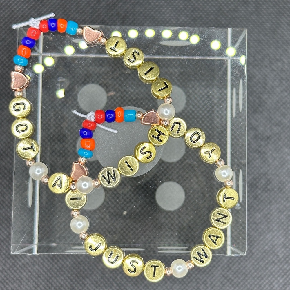 Swiftie Friendship Bracelet